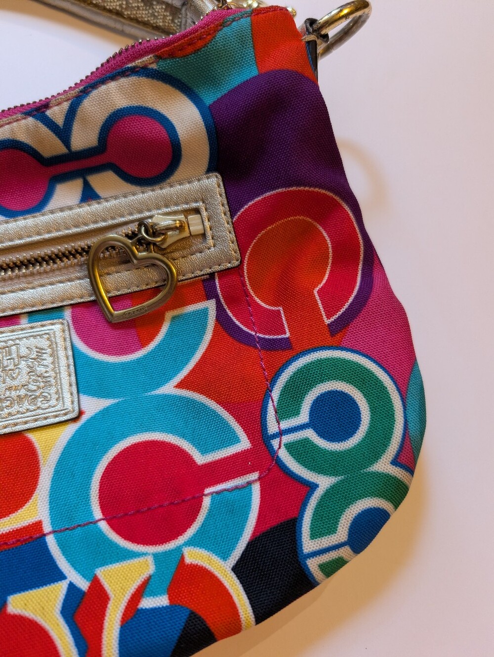 Coach Poppy Multicolor Signature Pattern Crossbody Bag in Gold Trim - Picture 5 of 15